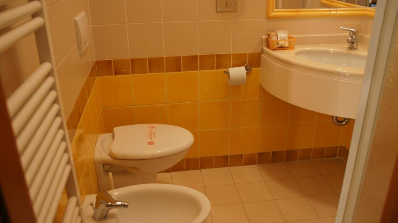 Hotel Verudella Rimini Ngoại thất bức ảnh