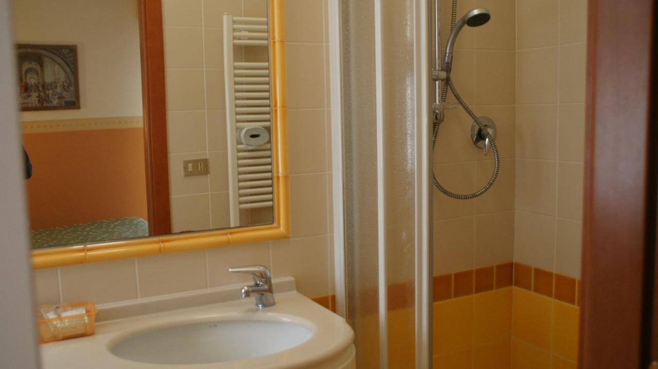 Hotel Verudella Rimini Ngoại thất bức ảnh