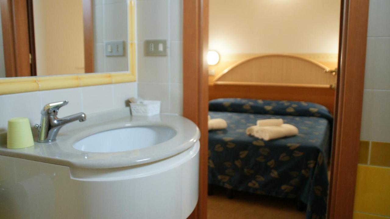 Hotel Verudella Rimini Ngoại thất bức ảnh