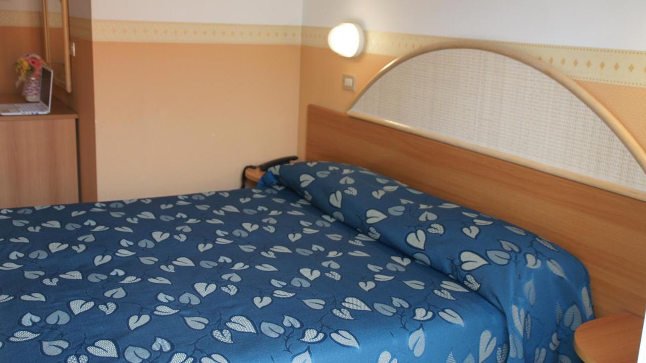 Hotel Verudella Rimini Ngoại thất bức ảnh