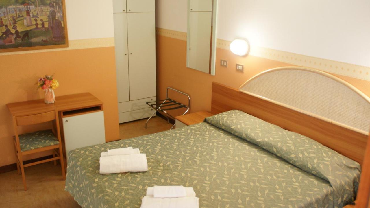 Hotel Verudella Rimini Ngoại thất bức ảnh