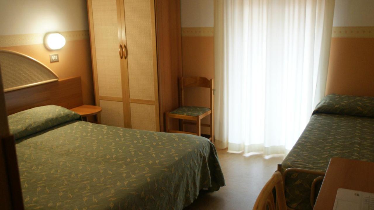 Hotel Verudella Rimini Ngoại thất bức ảnh