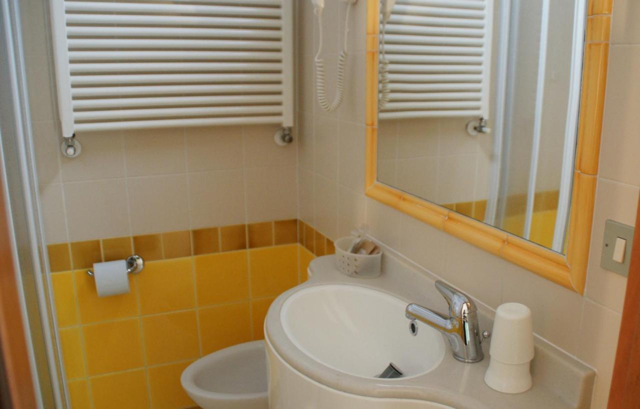 Hotel Verudella Rimini Ngoại thất bức ảnh