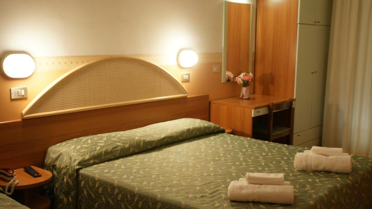 Hotel Verudella Rimini Ngoại thất bức ảnh